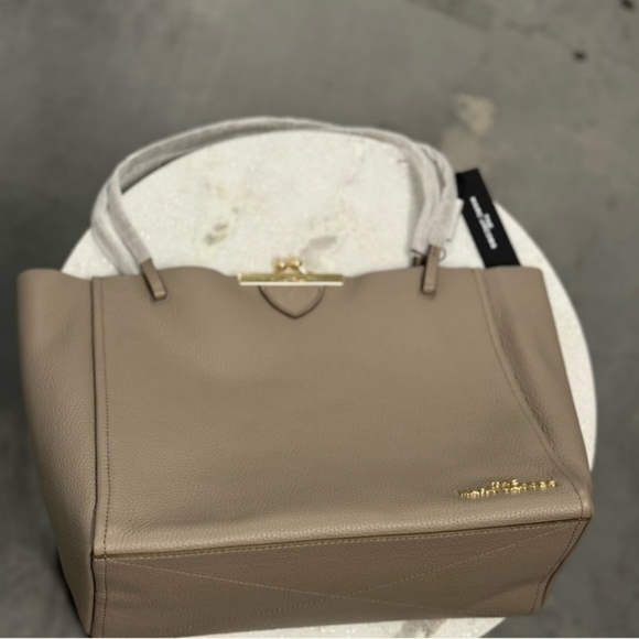 NWT Marc Jacob's Tote Bag in cement - Picture 4 of 15